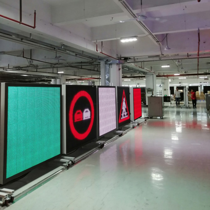 Monochrome P20 VMS Traffic Signs LED Message Displays Dynamic Message