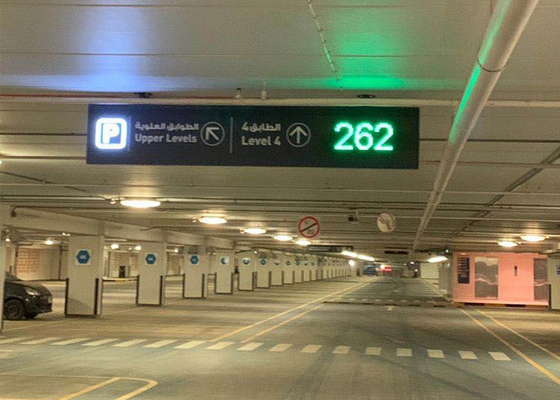 Variable Message 12400 nits LED Parking sign IP65 Protection Class