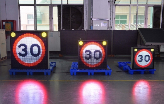 EN12966 Traffic Speed Sign IP65 Full Color Variable Message Sign