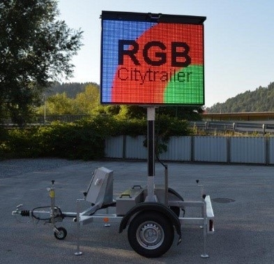SMD VMS Trailer Signs High Refresh Commercial Advertising LED Display