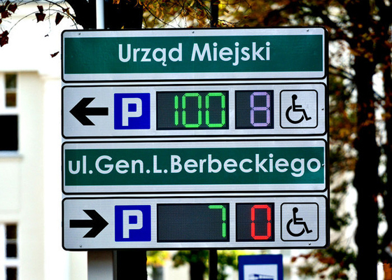 Square 510 DIP VMS Parking Space Available CountingLED Display Board