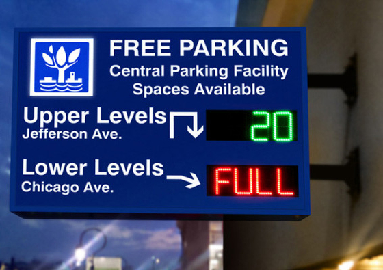 High Brightness EN12966 P12 Full Color LED Display For Parking Lot