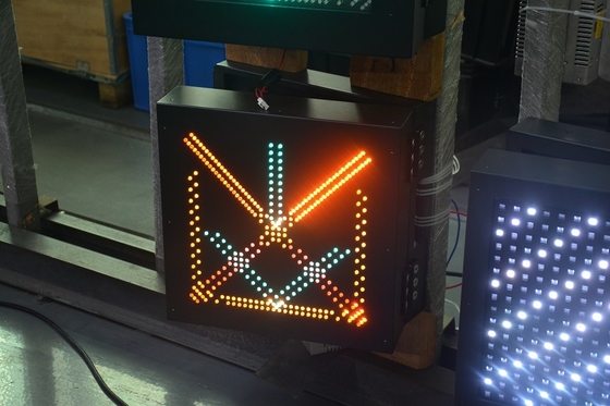 5mm Chips DIP LED Traffic Message Board intersection lane control sign