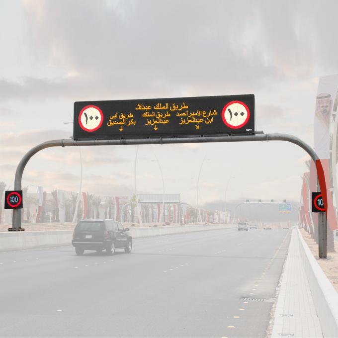 Full Color EN12966 LED Traffic Control Signs Dynamic Message Board